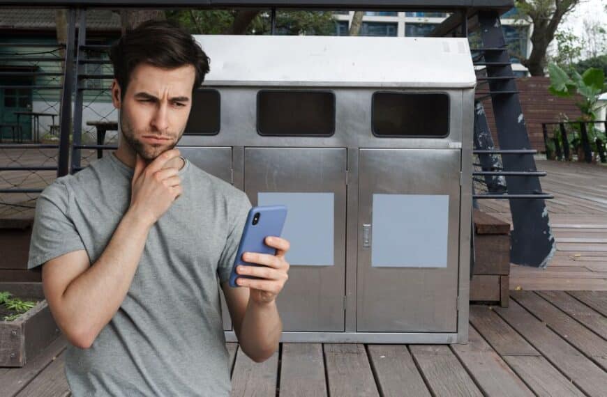 Incredible! Find out how this man ended up trapped in a garbage can in the middle of the street!